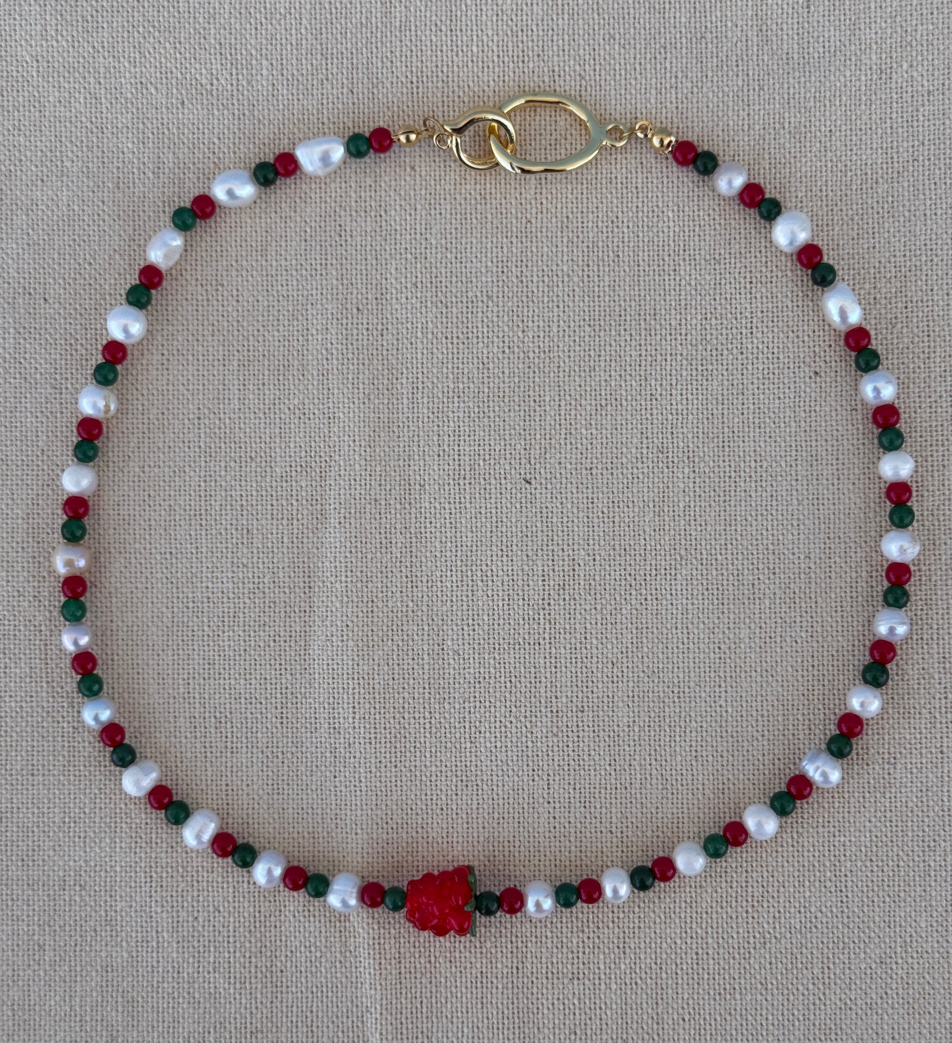 Collar Frambuesa Real